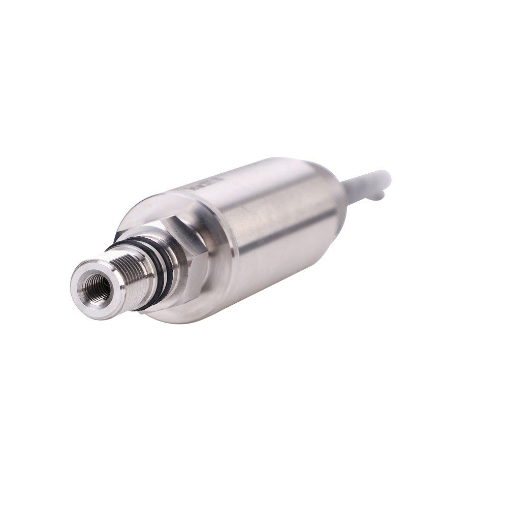 Aerospace pressure sensor monitoring aircraft fuel flow and pressure